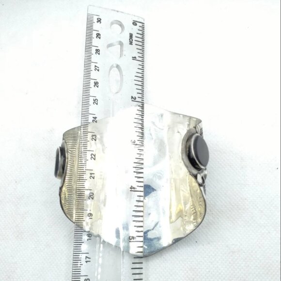 Single Afghan Black Stone Cuff Bracelet Set: Vintage Silver-Tone Boho Jewelry - Picture 5 of 15